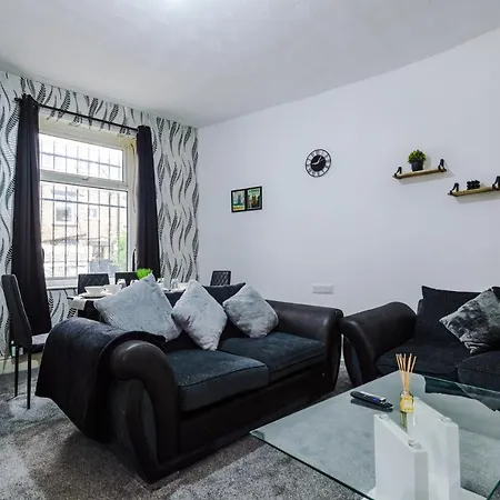 Holiday home 65 Inch Tv In Modern 2 Bed Hideaway