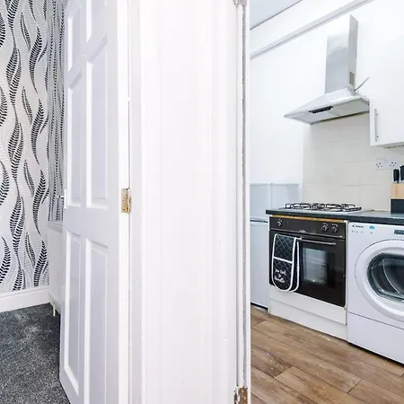 Holiday home 65 Inch Tv In Modern 2 Bed Hideaway *